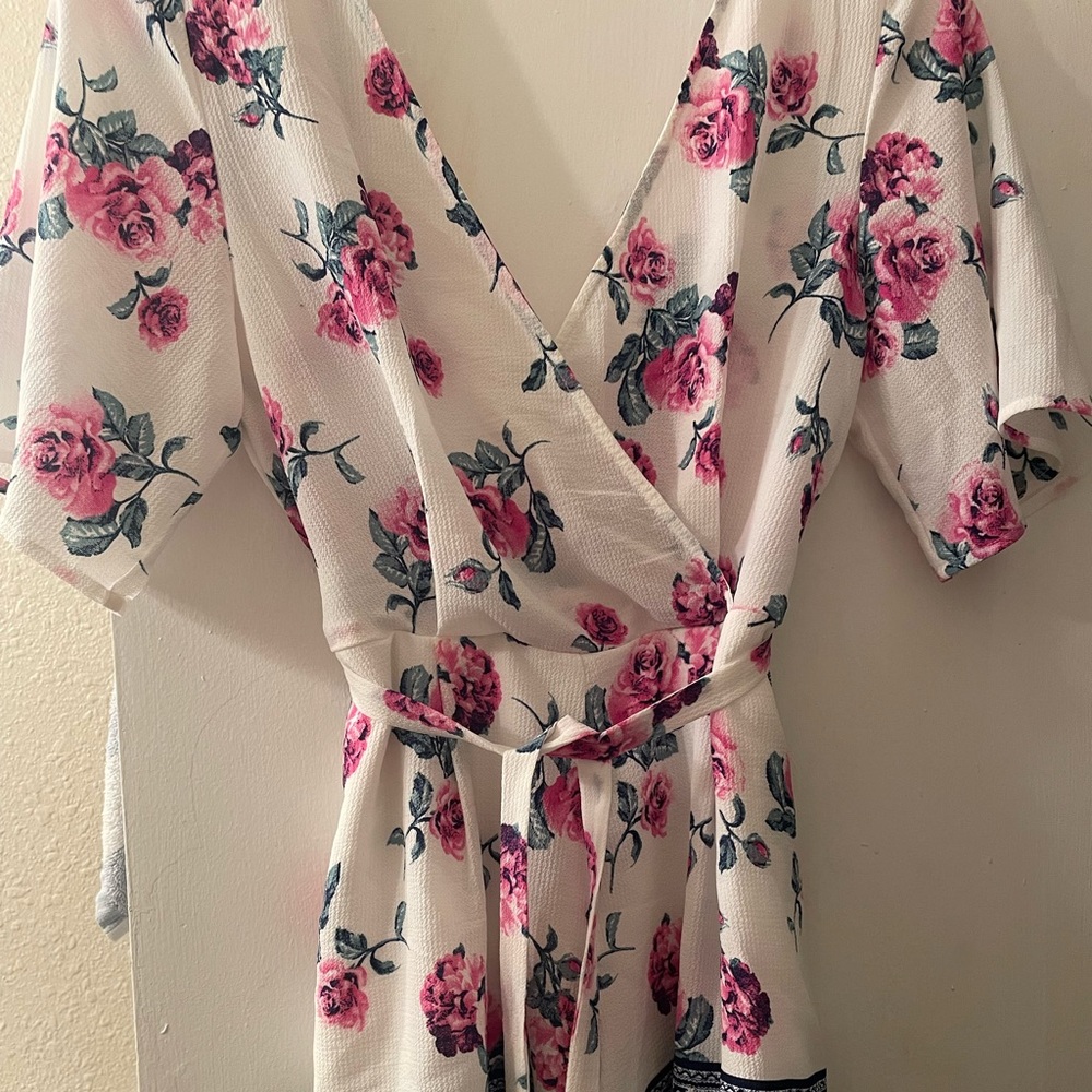 Floral romper 🌺🌸